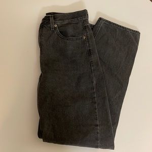 Women’s Levi Dad jeans size 25